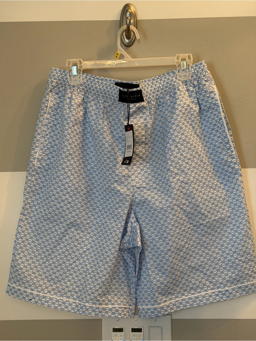 Ted Baker NWT Light Blue Patterned Men’s Shorts XL